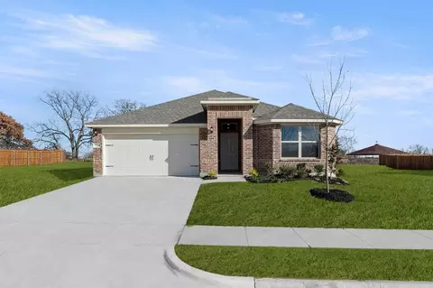 7704 Kingfisher Rd, Aubrey, TX 76227