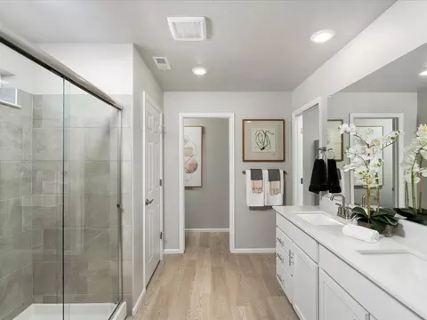 Bath - 851 Forest Canyon Rd, Severance, CO 80550 photo 4 of 6