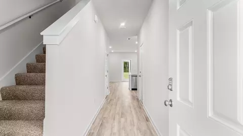Entry Way - 82 Stern St, Freeport, FL 32439 photo 1 of 6