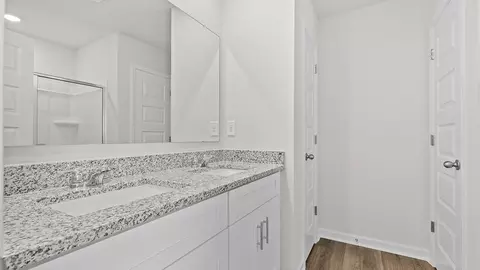 Bath - 2774 Fawn Dr, Augusta, GA 30906 photo 1 of 5