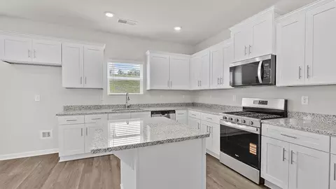 Kitchen - 2774 Fawn Dr, Augusta, GA 30906 photo 3 of 7