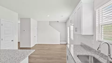 Entry Way - 2774 Fawn Dr, Augusta, GA 30906 photo 3 of 4