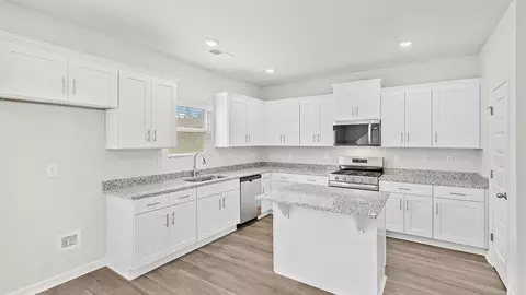 Kitchen - 2774 Fawn Dr, Augusta, GA 30906 photo 5 of 7