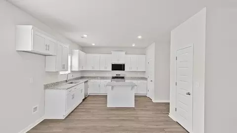 Kitchen - 2774 Fawn Dr, Augusta, GA 30906 photo 2 of 7