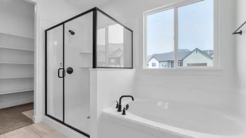 Bath - 1340 N 1275 E #13, Logan, UT 84341 photo 2 of 6