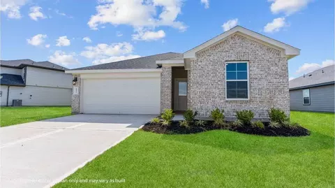 13 Robin Ct, Angleton, TX 77515