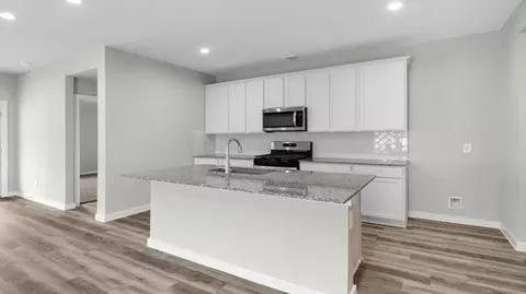 Kitchen - 13 Robin Ct, Angleton, TX 77515 photo 1 of 3