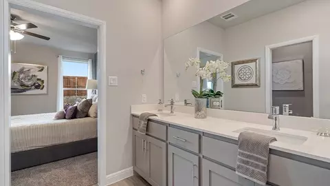 Bath - 14680 Supernova Ave, Fort Worth, TX 76052 photo 1 of 6