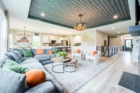 Living - 8295 Busey Rd, Pickerington, OH 43147 photo 7 of 11