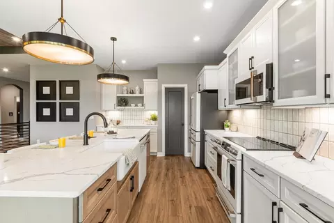 Kitchen - 8295 Busey Rd, Pickerington, OH 43147 photo 5 of 15
