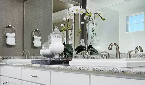 Bath - 4570 Francis Ave, Chino, CA 91710 photo 5 of 7