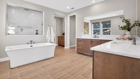 Bath - 25178 Captain Way, Stevenson Ranch, CA 91381 photo 1 of 5