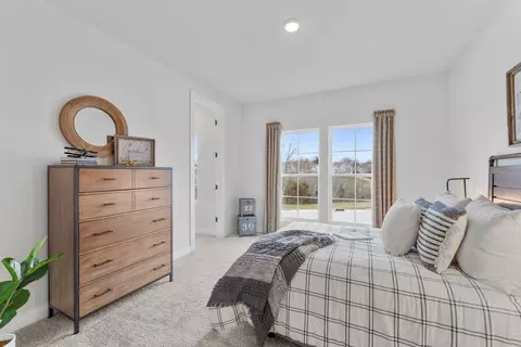 Bedroom - 424 Sophia Dr, Washington, MO 63090 photo 2 of 5