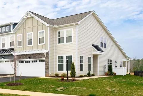 374 Bayberry Ln, Zion Crossroads, VA 22942