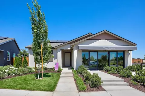 Exterior - 1315 Parkcrest Cir, Manteca, CA 95336 photo 10 of 15