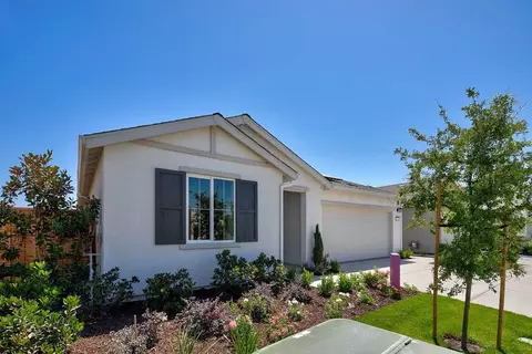 1306 Parkcrest Cir, Manteca, CA 95336