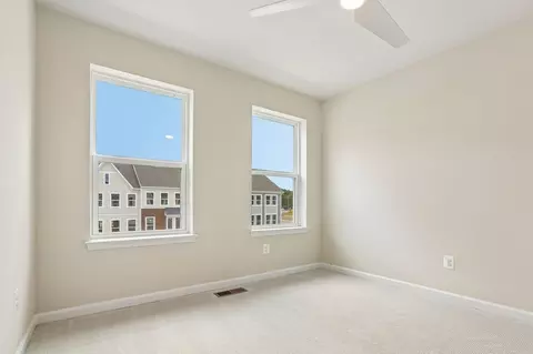 Bedroom - 2767 Bear Claw Pl, Waldorf, MD 20601 photo 7 of 11