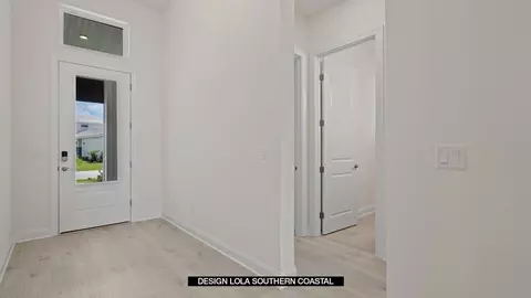 Entry Way - 425 Pantano Dr, Saint Augustine, FL 32095 photo 1 of 3