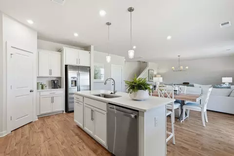 Kitchen - 644 Griffon Dr, Chapin, SC 29036 photo 3 of 7