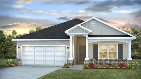 5327 Macarthur Dr, Crestview, FL 32539 photo 1