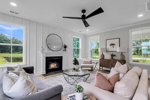 Living - 108 Abbey Ter, Moncks Corner, SC 29461 photo 3 of 7