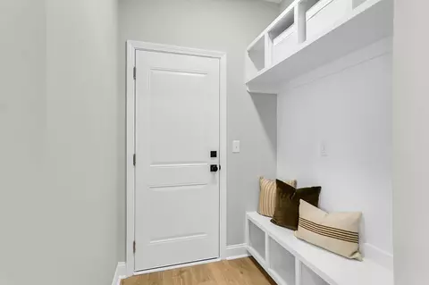 Entry Way - 108 Abbey Ter, Moncks Corner, SC 29461 photo 5 of 8