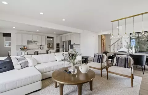 Living - 3163 Vineyard Ln, Aurora, IL 60502 photo 1 of 7