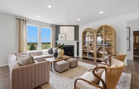 Living - 3163 Vineyard Ln, Aurora, IL 60502 photo 7 of 7