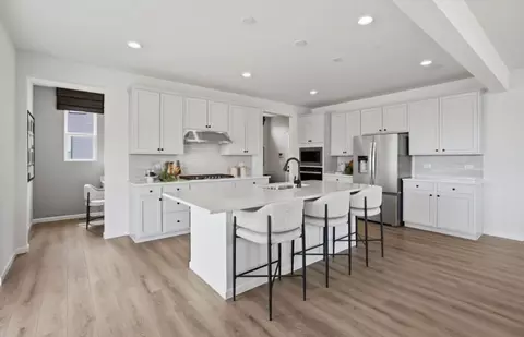 Kitchen - 3163 Vineyard Ln, Aurora, IL 60502 photo 2 of 6