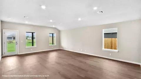 Living - 3548 N 33rd St, Broken Arrow, OK 74014 photo 1 of 2