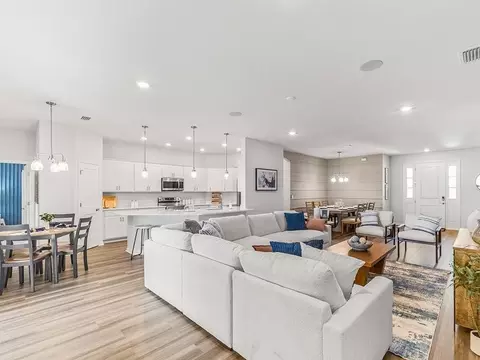 Living - 5386 Duxford Cir, Saint Cloud, FL 34771 photo 1 of 4