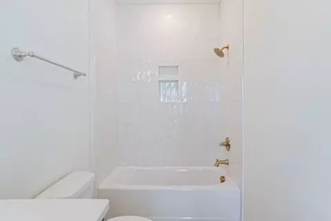 Bath - 3136 Bottle Way, Auburn, AL 36830 photo 3 of 4