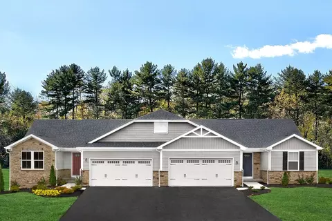 467 Clubhouse Dr, Rostraver Township, PA 15012
