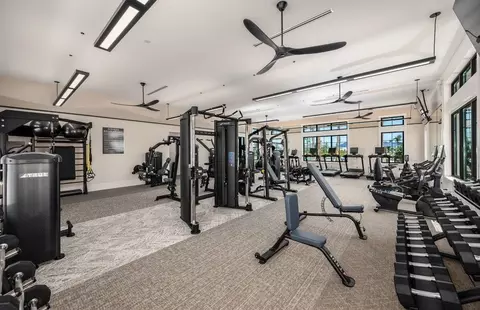 View/Area - 3362 Yellow Leaf Cir, Spring Hill, FL 34609 photo 4 of 6