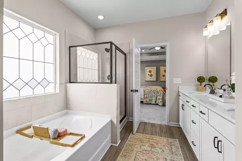 Bath - 5 N Haven Dr, Rome, GA 30165 photo 3 of 3