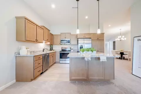 Kitchen - 205 Highway Ave, Ludlow, KY 41016 photo 2 of 6