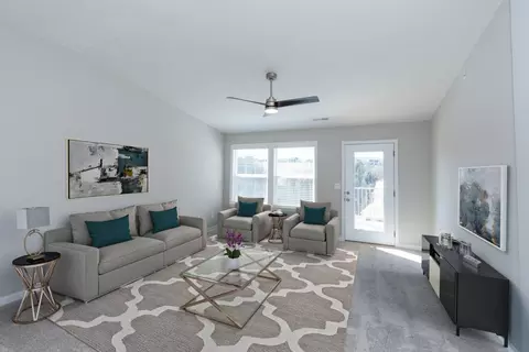 Living - 205 Highway Ave, Ludlow, KY 41016 photo 2 of 5
