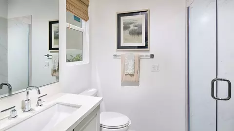 Bath - 5557 Dora Way, Oceanside, CA 92057 photo 3 of 9