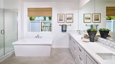 Bath - 5557 Dora Way, Oceanside, CA 92057 photo 2 of 9
