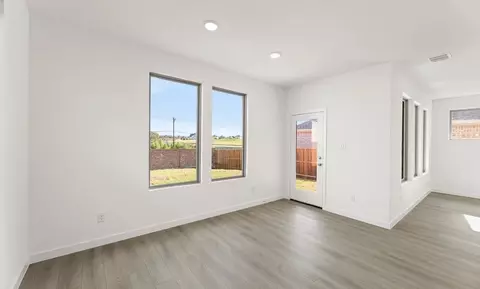Living - 3640 Castle Dr, Celina, TX 75009 photo 2 of 4