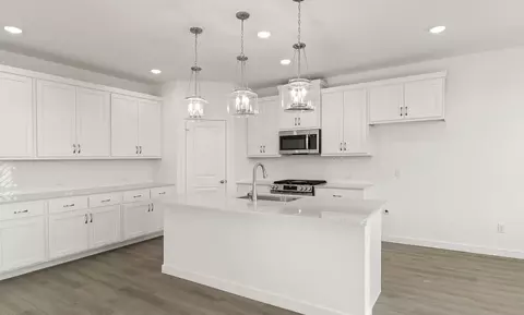 Kitchen - 3640 Castle Dr, Celina, TX 75009 photo 3 of 5