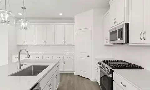 Kitchen - 3640 Castle Dr, Celina, TX 75009 photo 4 of 5