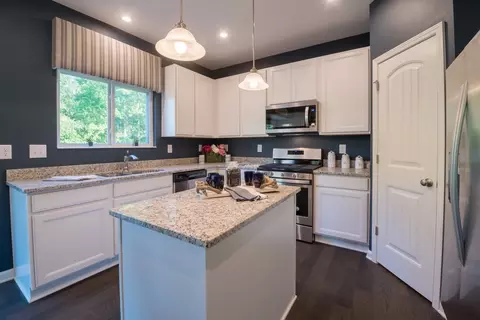 9644 Refugee Rd SW, Pataskala, OH 43062