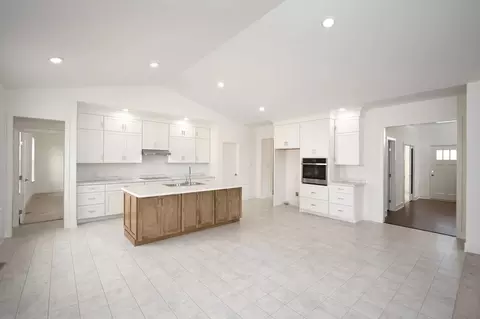 Kitchen - 333 Amber Dr, Lititz, PA 17543 photo 1 of 1
