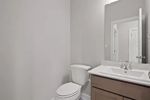 Bath - 804 Rockcloud Dr, Haslet, TX 76052 photo 6 of 12