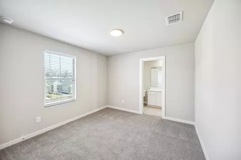 Bedroom - 804 Rockcloud Dr, Haslet, TX 76052 photo 8 of 20