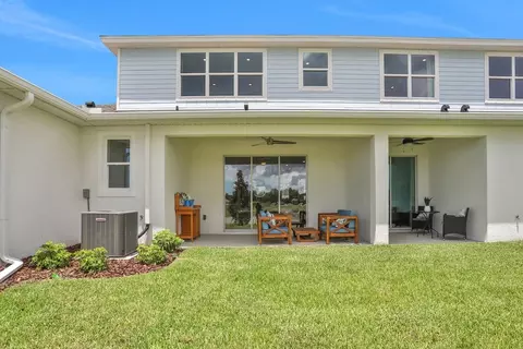 Exterior - 7495 Sea Manatee St, Parrish, FL 34219 photo 2 of 10