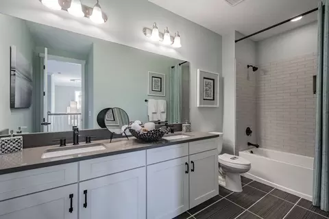 Bath - 3776 142nd Ter E, Parrish, FL 34219 photo 2 of 2
