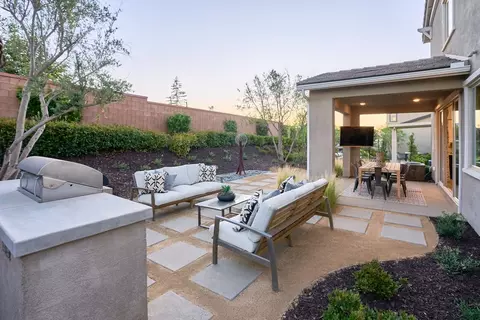 Exterior - 5533 Kiwi Ct, Banning, CA 92220 photo 7 of 9