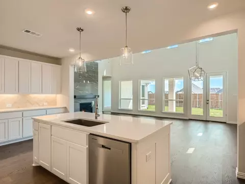 Kitchen - 4805 Triadic Ln, Prosper, TX 75078 photo 3 of 8